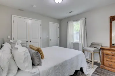 The Tanner Place- Renovated and Cozy 1 Bed Apt