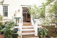 Historic Luxury Condo with POOL & modern amenities in Wildwood Crest, NJ