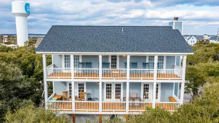 Ocean View Home-Easy Walk to Beach/Shops/Food-Pet Friendly-Just Off Ocean Ridge