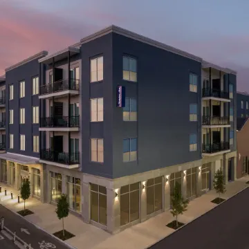 Hampton Inn by Hilton New Orleans French Quarter Market Area Отели рядом с достопримечательностью «Френчмен-стрит»