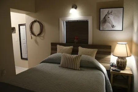 Newly Remodeled 1 Bedroom, 1 Bath Suite with Grill Close to the Villages Отели в г. Фрутленд Парк