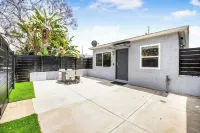 Brand New Remodeled Luxury PB Home w/ Parking and Patio Hotels near Mission Bay Park