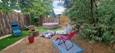 Gite au Cœur de la Forêt de Mervent. A 40 mn du Puy du fou Отели в г. Мерван