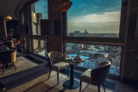 Grand Hotel Bucharest - romantici