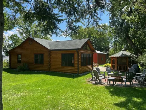 Cozy Log Home