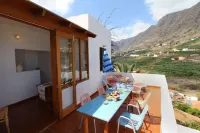 Casa El Cielo Hermigua, sea view, near sea swimming pool
