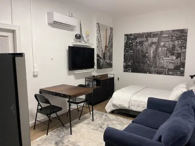 Comfy suite with kitchen Hotels near Ansin Sports Complex