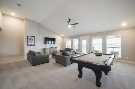 Brand new waterfront, family friendly lake house.