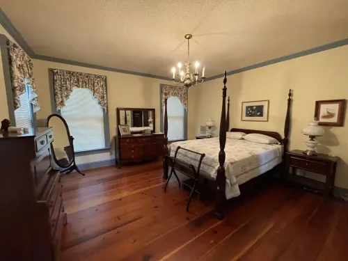 Beautiful Large Colonial Home in Lexington near USC, Columbia andLake Murray.