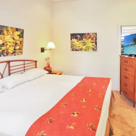 Luxury Ground Floor Condo Just 50 Yards From The Beach!