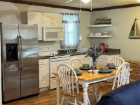 The Getaway @ Nolin Hotels in Grayson County