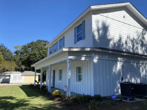 Cottage by the Sea 酒店