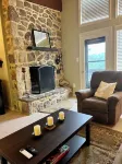 Steps to slopes at Bryce Resort! Family-sized condo with balcony and fireplace - 3-Star
