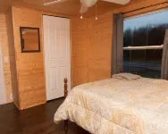 Coaches' Cabin at Ramp 11 Retreat by Concord Sun