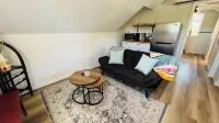 Cozy Vintage Carriage House Retreat