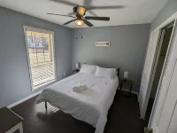 N. Jackson 3BR Oasis - Walk to Stores & Food
