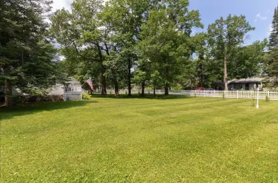 127 lakes within ten miles, easy access to Paul Bunyan Trail, ample parking!