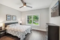 Crystal Lakefront Luxury Condo – North Shore, Crystal, Michigan