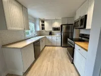 Updated 4Br Close to Downtown Chatham, Beaches, Bike Path & Tennis Pickleball Hotels in Chatham