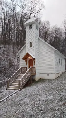 Historic Thomas Chapel house - Half mile from Downtown Boone