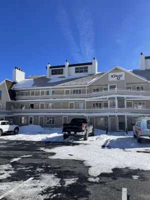 Ski in ski out cozy condo retreat! Hotels in Brian Head