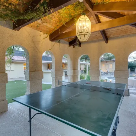 3200 Sq Ft 5 Bed 4 Bath 1 Story Private Pool/Spa W/ Casita