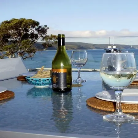 Spectacular Views Apartment: Bay Panorama