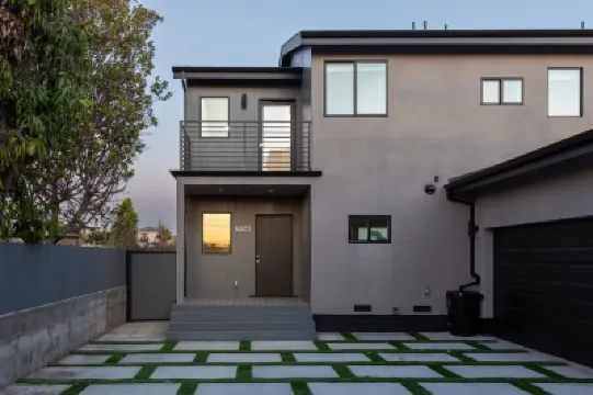 New Luxury Home with DTLA Views - Ideal for Groups Hotels in 