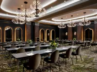 Grand Bohemian Lodge Greenville, Autograph Collection Hotels near West End