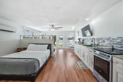 Aqua Vista Studio