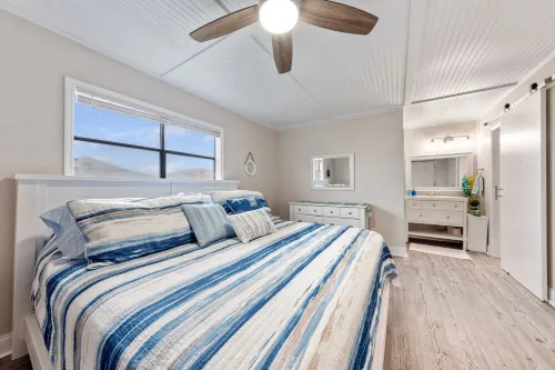 Toes in the sand and space for the whole family!