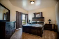 Comfy Gathering Place for Friends or Family!