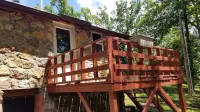 Cute family/ couples cabin with trailer parking and use of our dock in calm cove