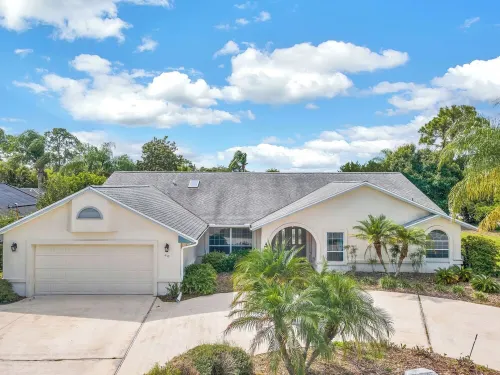 Sunny Sanctuary W Salt Water Pool & Game Room! 10 minutes to beach