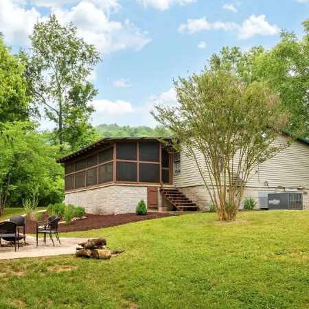 Cottage at the Creek - 4 Bedrooms