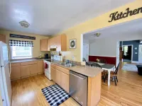 Cozy Main Street Flat