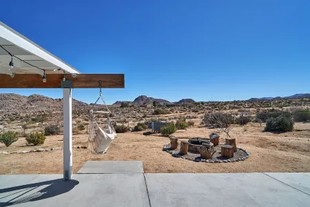 The Cherokee House in Joshua Tree!