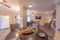 Walk your dog to Mars Hill University and Town Center from the Cascade Cottage