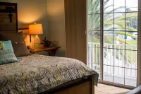 Private Tropical Oasis - Tarpon Point - Pool/Spa, Perfect Island Getaway! Hotels in Anna Maria