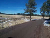 Grand Canyon Cottage@Historic Wrigley Ranch-Horseback Riding-Shooting-DogsOK! Hotels in Parks