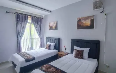 Rumah Kembar Lembang (Family Only) Отели рядом с достопримечательностью «Zoomanji Bandung»