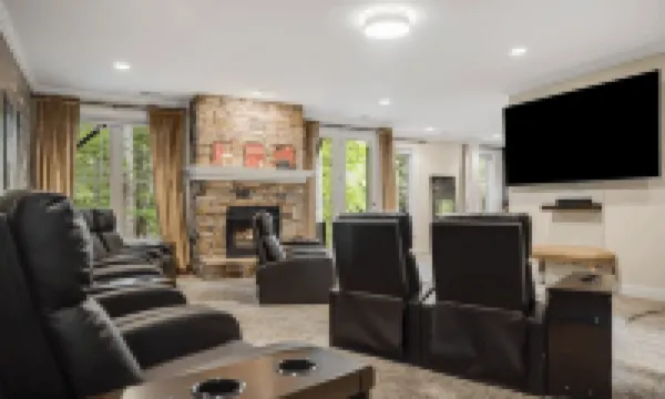 Hot Tub-Movie Rm-Game Rm - Wifi