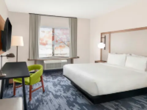 Fairfield Inn & Suites Detroit Taylor Hotels in Taylor