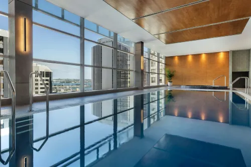 JW Marriott Auckland - Pools
