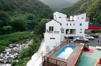 Ulsan Paradise Pension Hotels in Ulsan