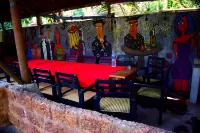 Airport Heritage Hotel