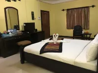 Thoulasith Guesthouse - Hot Springs