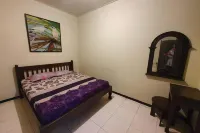Cakra Homestay Solo Mitra RedDoorz Hotels in Pasar Kliwon
