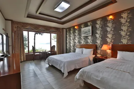 Muan Beach Hotel Отели в г. Муана