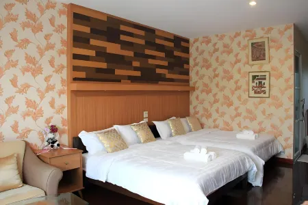 December To Remember House Отели в г. Chachoengsao